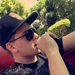 Meet your Posher, Nick